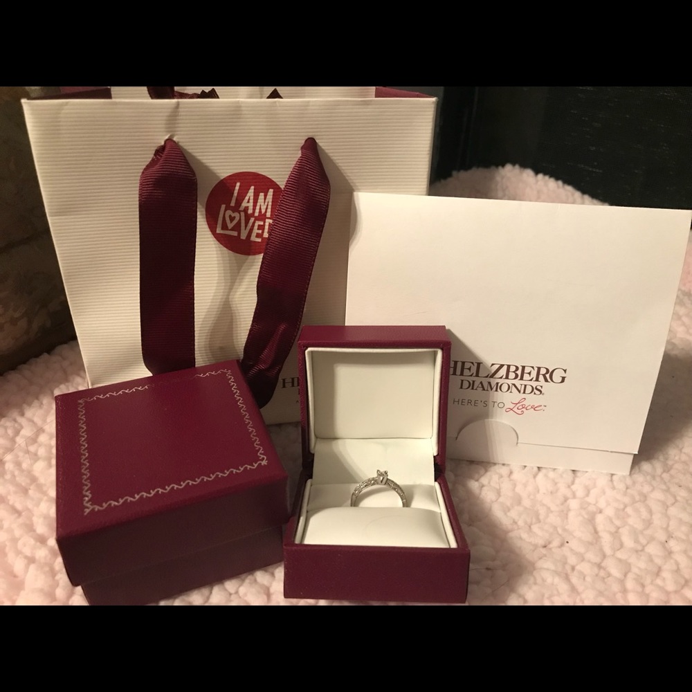 Helzberg Diamond Ring
